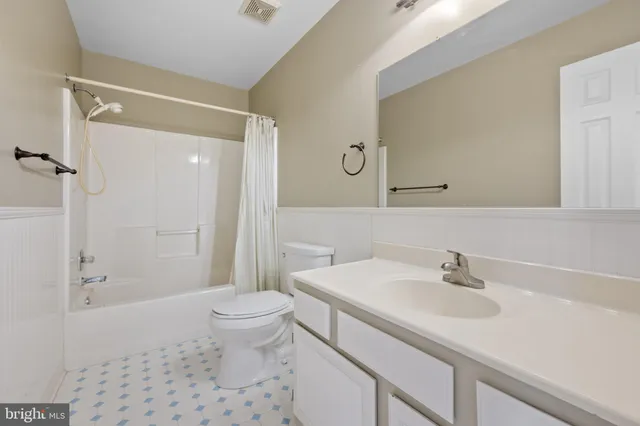 $520,000 | 6804 Zook Place, Riverdale, MD 20737