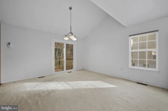 $520,000 | 6804 Zook Place, Riverdale, MD 20737