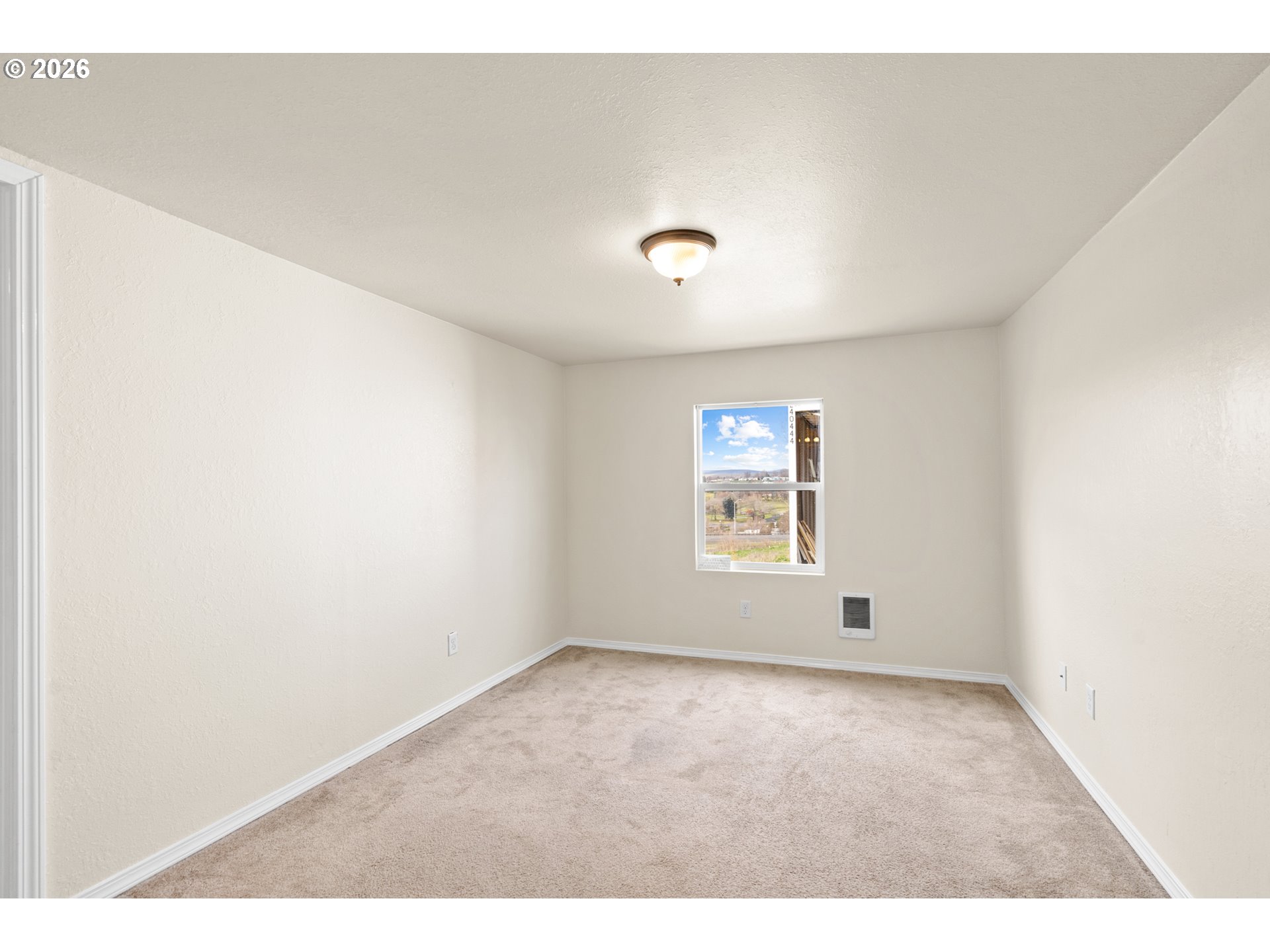 709 Southwest 16th Street Pendleton, OR 97801 - Photo 9 of 18