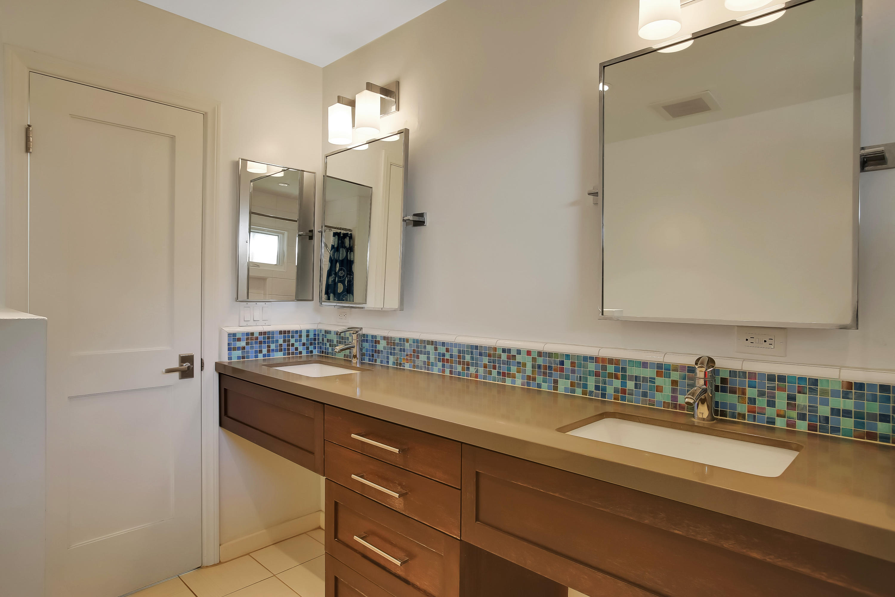 725 North Ontare Road Santa Barbara, CA 93105 - Photo 22 of 35 Bathroom 3