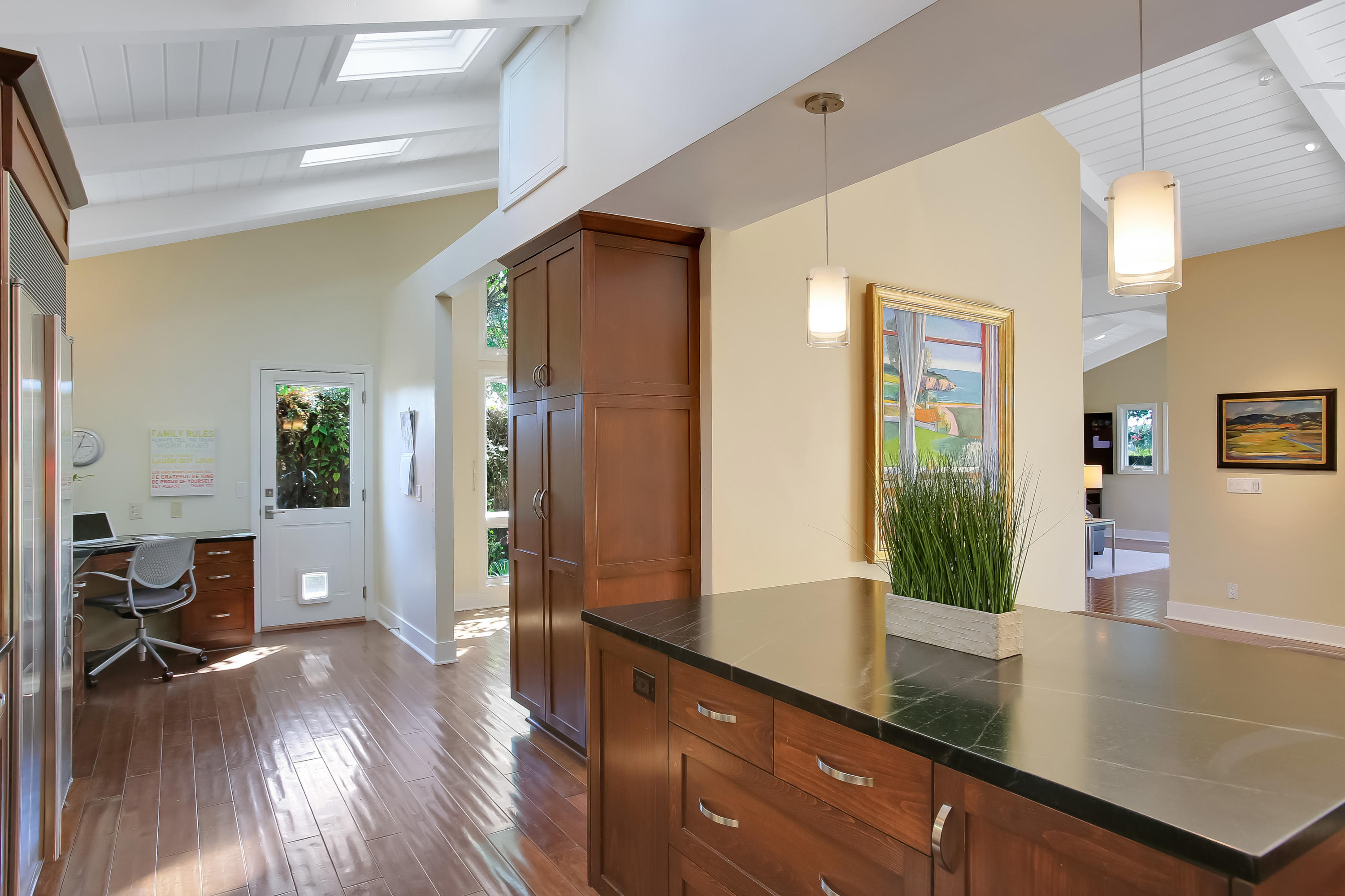 725 North Ontare Road Santa Barbara, CA 93105 - Photo 8 of 35 Kitchen, Desk Alcove