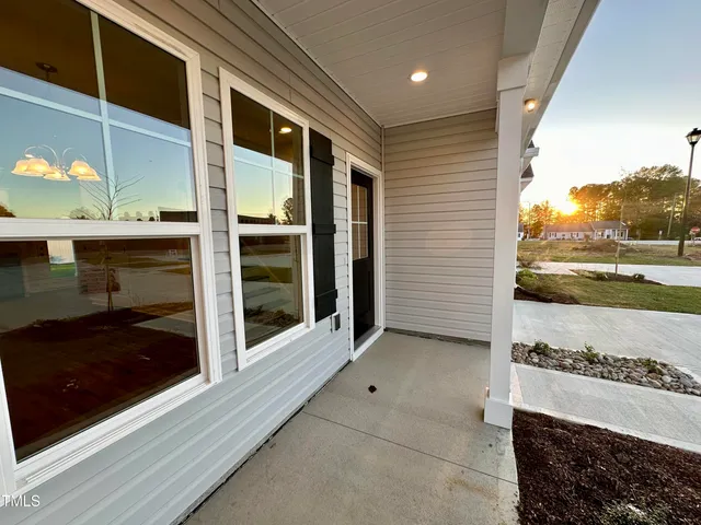 a view of a entryway of the house