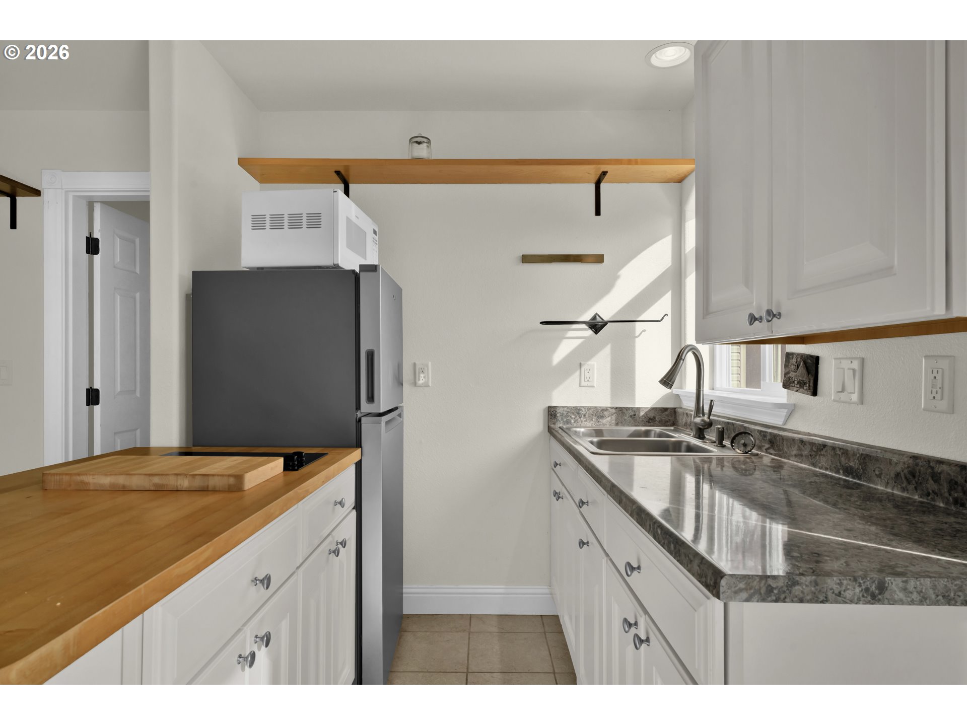 5816 Martin Road Florence, OR 97439 - Photo 41 of 47 Guest Quarters