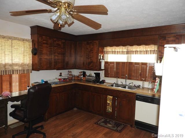 737 Pinnacle Church Road Nebo, NC 28761 - Photo 7 of 41 Gallery Image 7