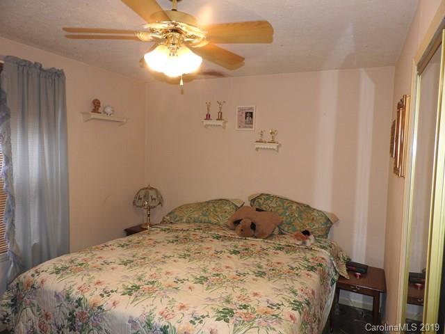 737 Pinnacle Church Road Nebo, NC 28761 - Photo 9 of 41 Gallery Image 9