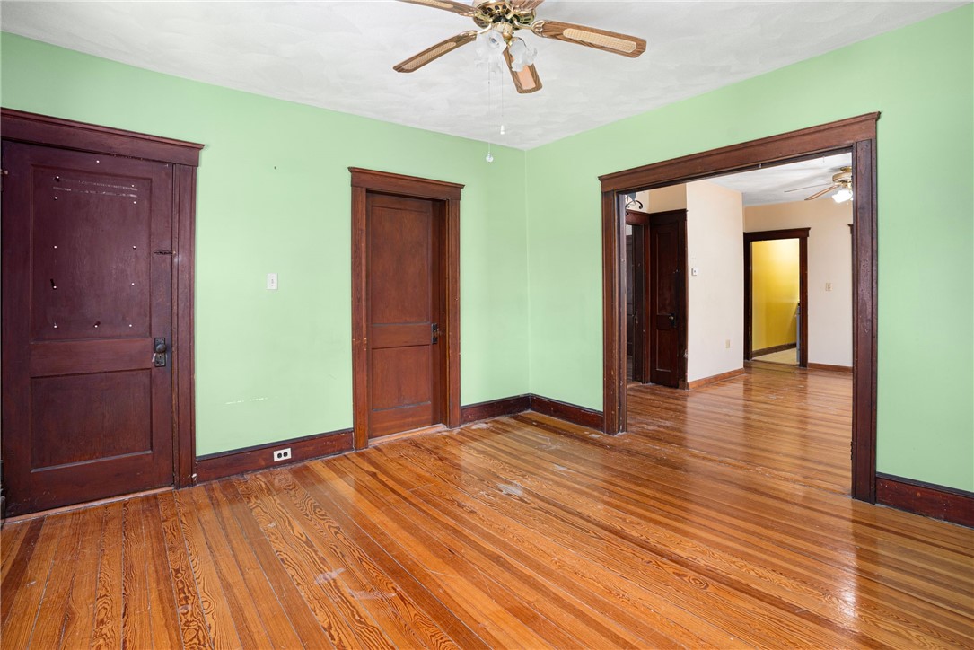 147 Tweed Street Pawtucket, RI 02861 - Photo 23 of 39