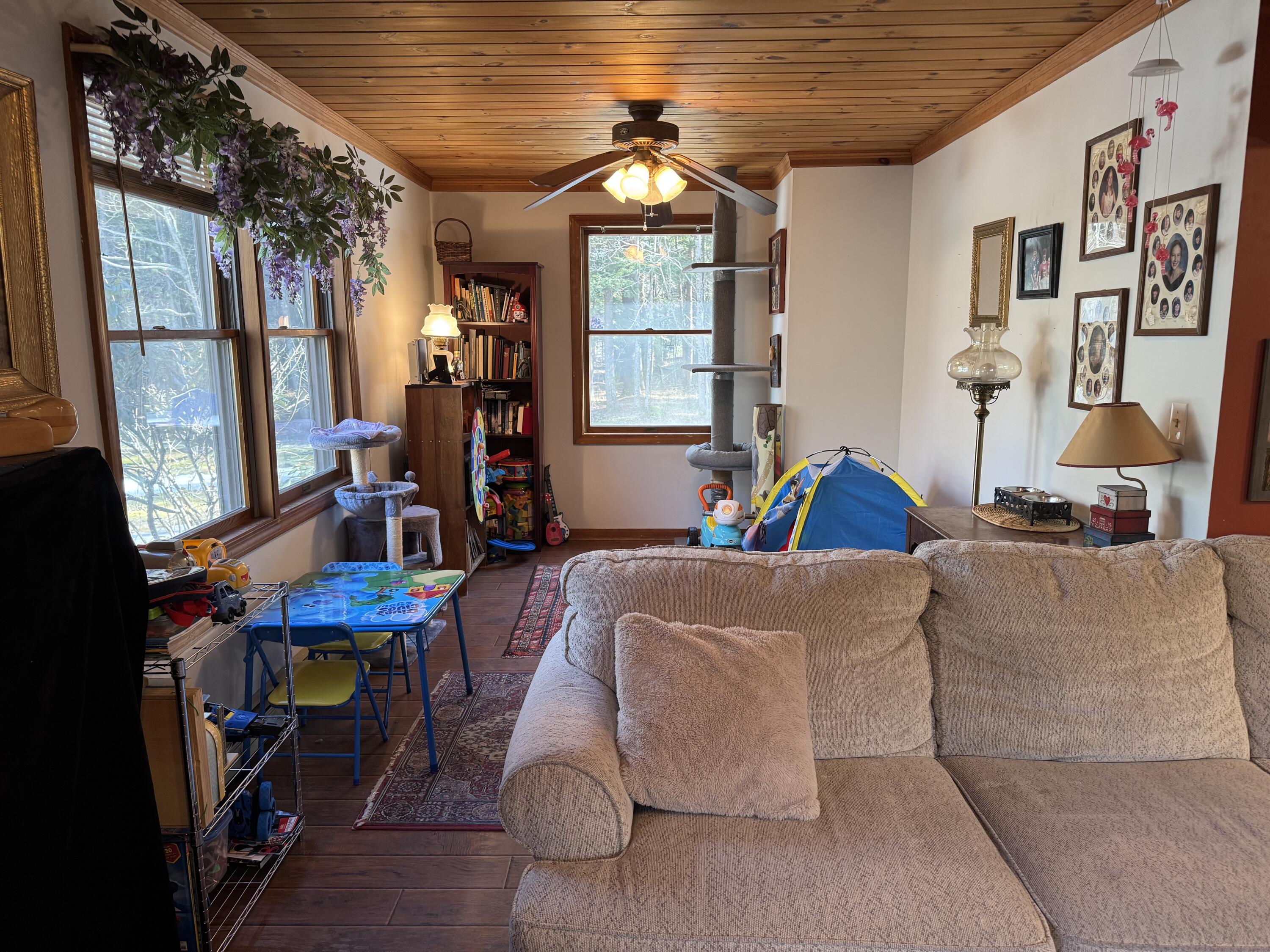 24 Mullen Road Wayne, ME 04284 - Photo 14 of 42 IMG_9128