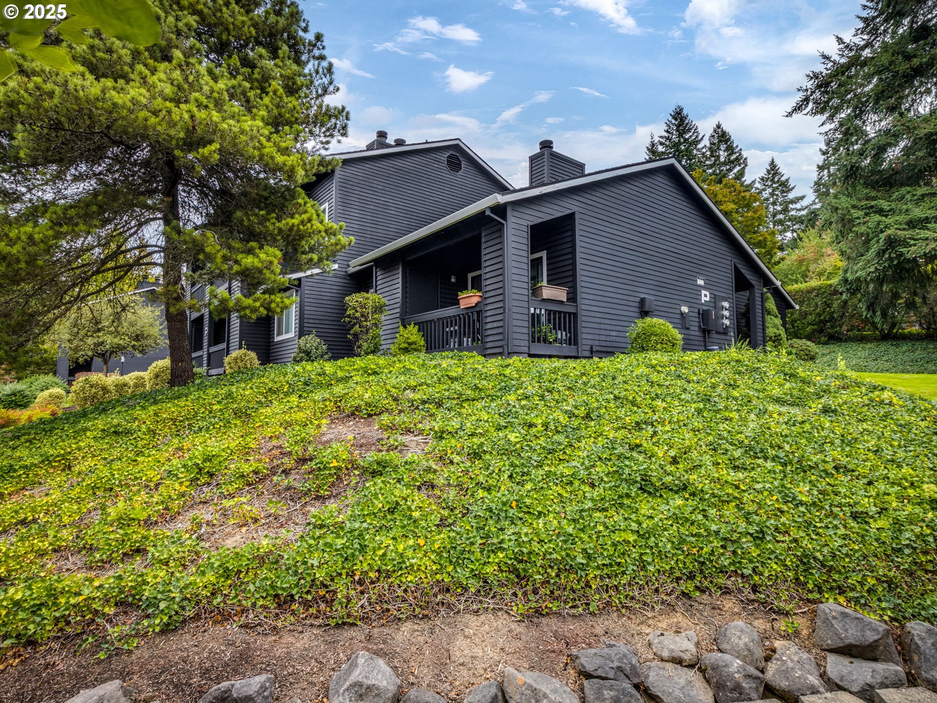 9420 Southwest 146th Terrace Beaverton, OR 97007 - Photo 19 of 24