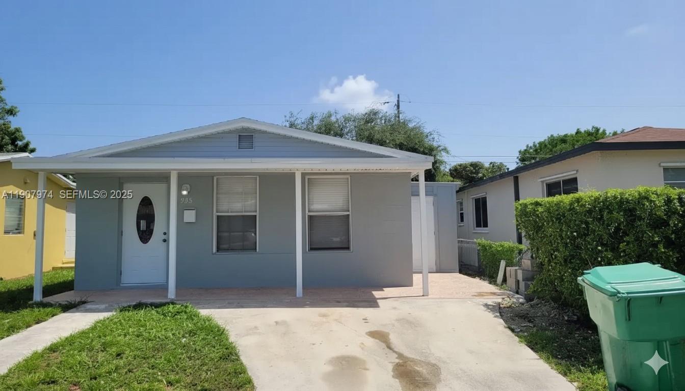 935 West 5th Street Riviera Beach, FL 33404 - Photo 1 of 5