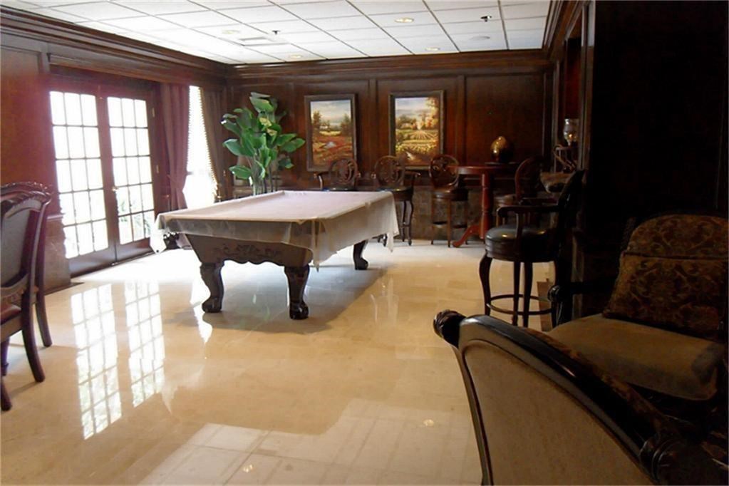 3525 Sage Road, Unit 411 Houston, TX 77056 - Photo 9 of 20