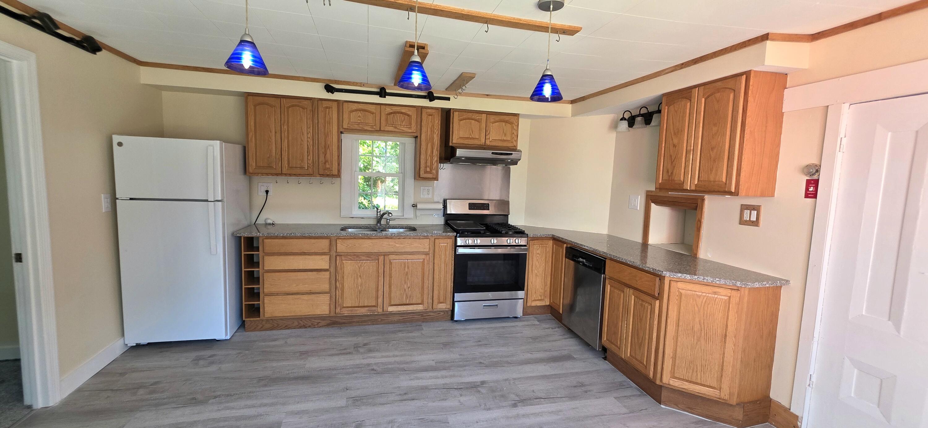 346 North Parish Road Turner, ME 04282 - Photo 12 of 45 20260918_094854
