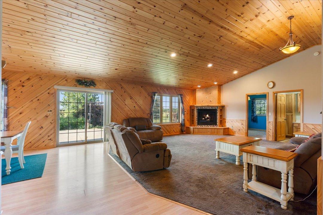 8405 60th Street Southwest Verndale, MN 56481 - Photo 5 of 47