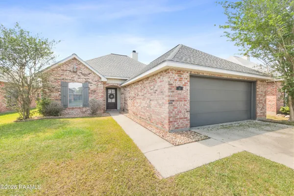 $235,000 | 135 Legend Creek Drive, Youngsville, LA 70592