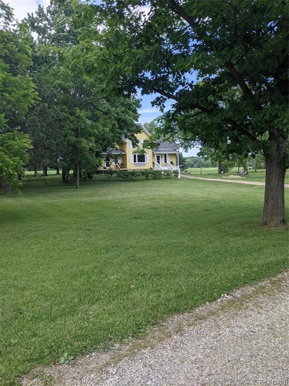 5344 Quain Road Emmett, MI 48022 - Photo 4 of 43