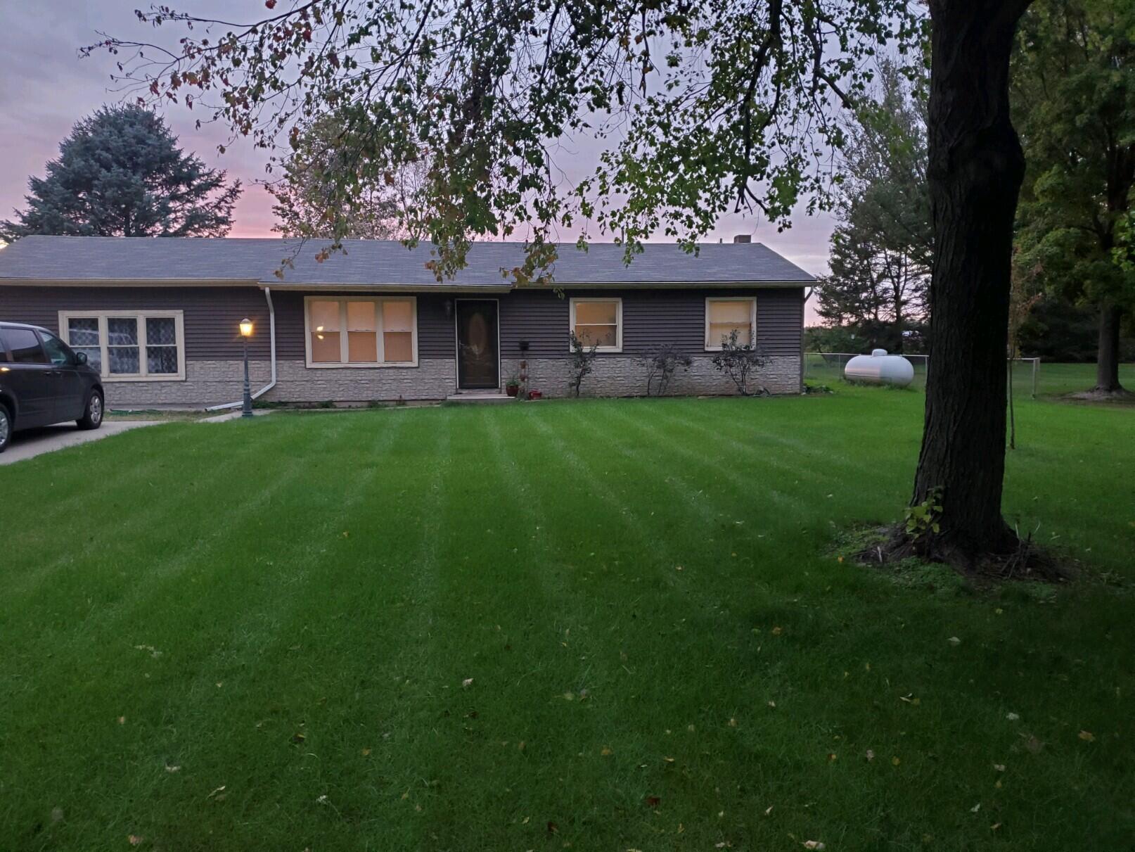 67296 Blue School Road Constantine, MI 49042 - Photo 1 of 12 20211016_185612