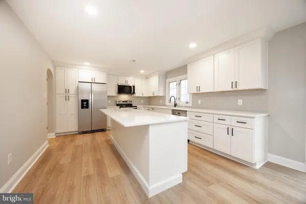 $679,900 | 60 Buckwalter Road, Royersford, PA 19468