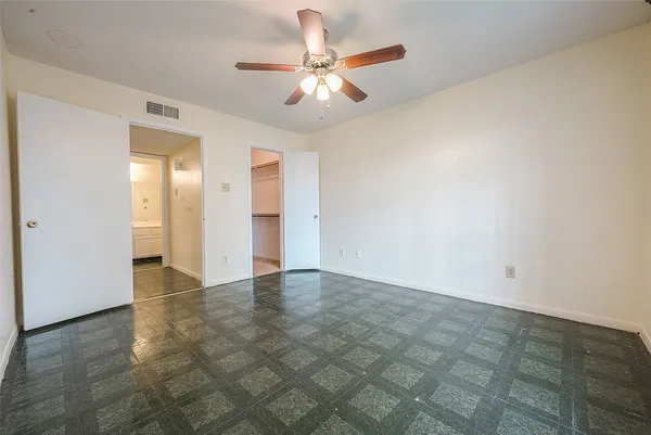 $1,350 | 6606 De Moss Drive, Unit 1212, Houston, TX 77074