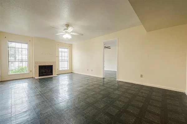 $1,350 | 6606 De Moss Drive, Unit 1212, Houston, TX 77074