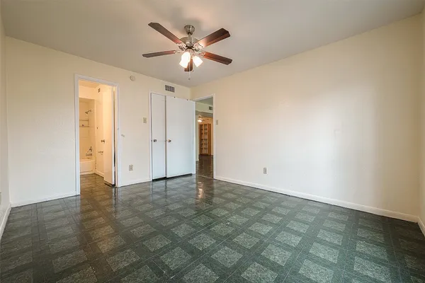$1,350 | 6606 De Moss Drive, Unit 1212, Houston, TX 77074