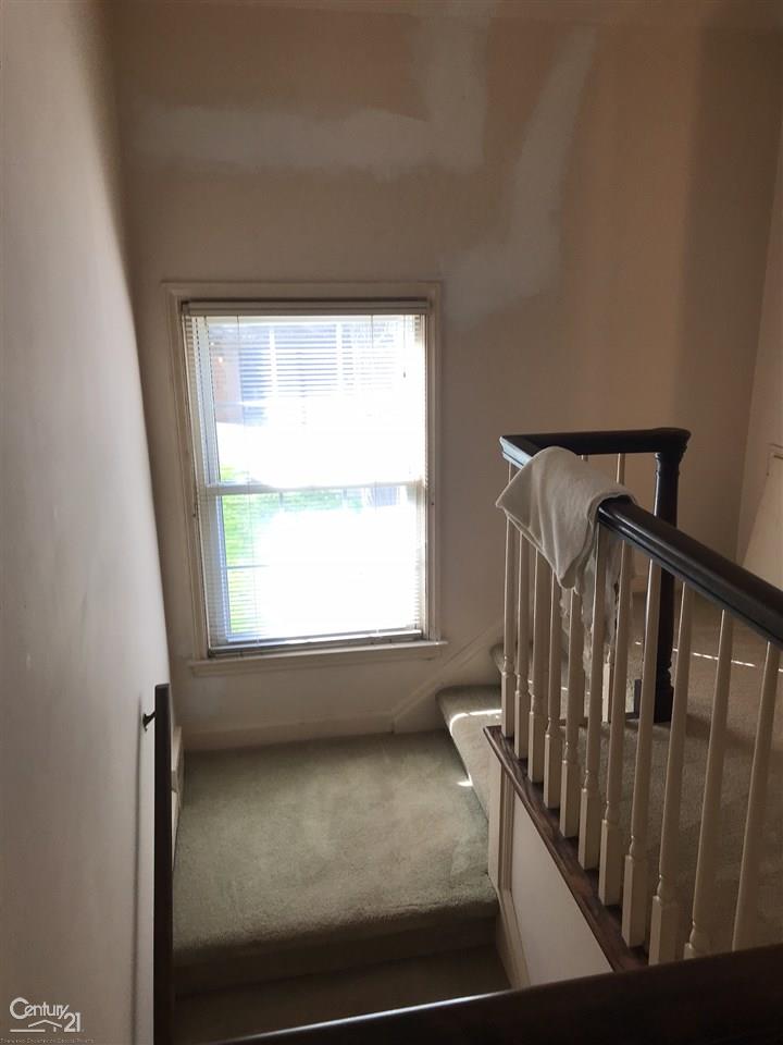 1349 Roslyn Road Grosse Pointe Woods, MI 48236 - Photo 13 of 14