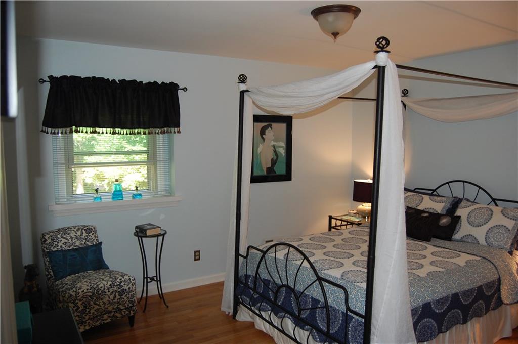 8849 Rexford Road Indianapolis, IN 46260 - Photo 14 of 20 Gallery Image 14
