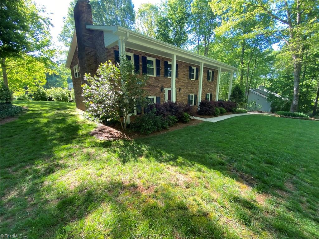 304 Whispering Creek Road King, NC 27021 - Photo 4 of 30 Gallery Image 4
