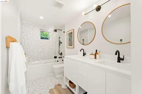 $2,275,000 | 450 42nd Street, Oakland, CA 94609