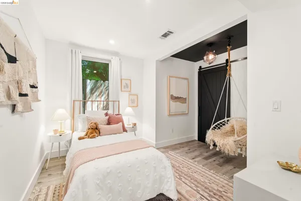 $2,275,000 | 450 42nd Street, Oakland, CA 94609