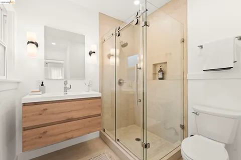 $2,275,000 | 450 42nd Street, Oakland, CA 94609