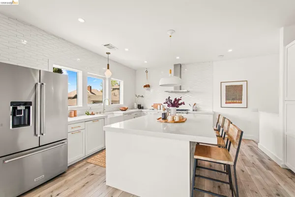 $2,275,000 | 450 42nd Street, Oakland, CA 94609