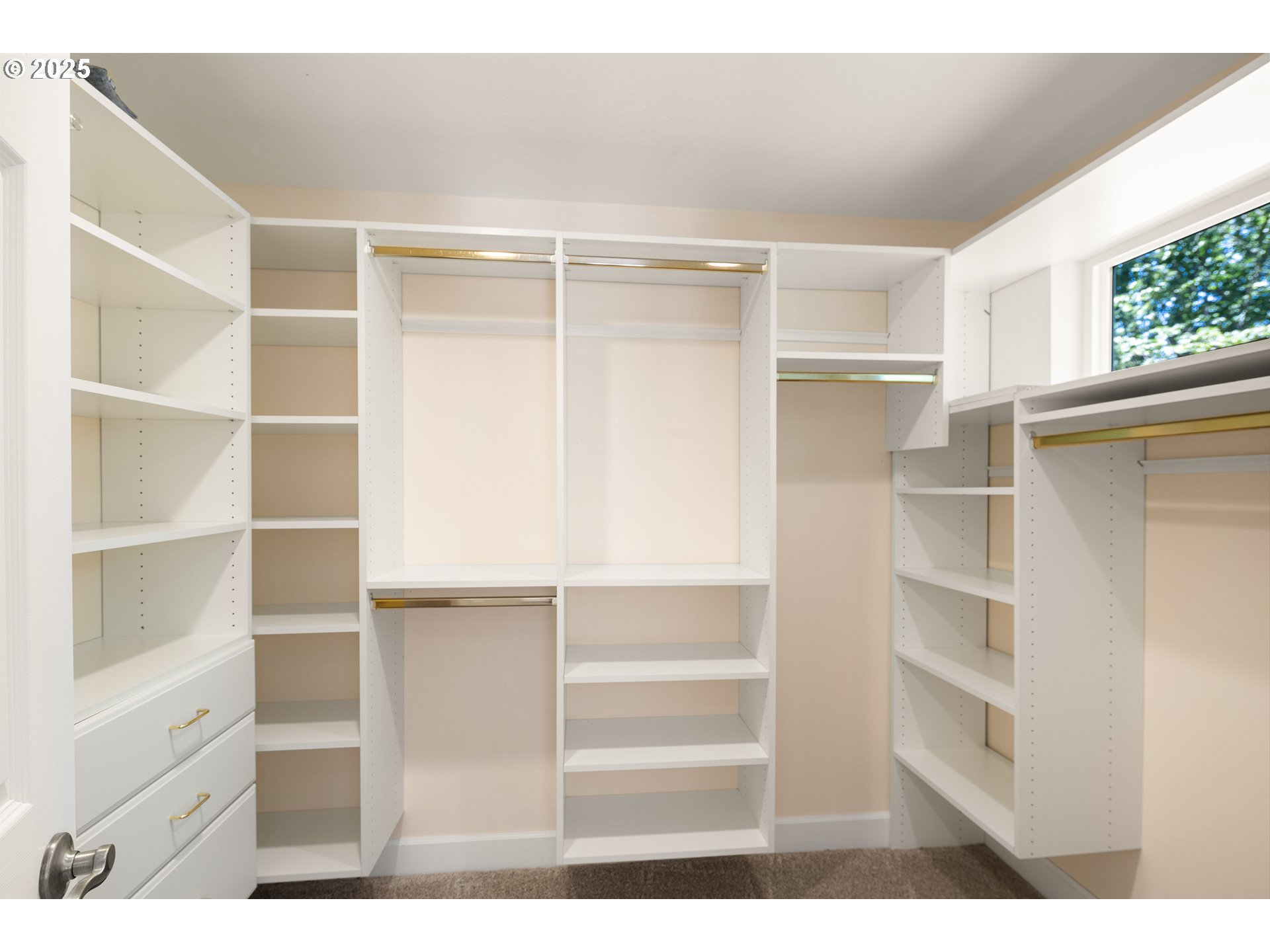 2977 Ingalls Way Eugene, OR 97405 - Photo 29 of 48 a view of an empty walk in closet