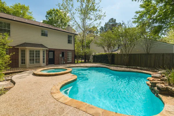 $3,300 | 34 East Trillium Circle, The Woodlands, TX 77381