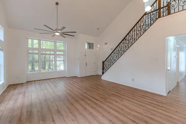 $3,300 | 34 East Trillium Circle, The Woodlands, TX 77381