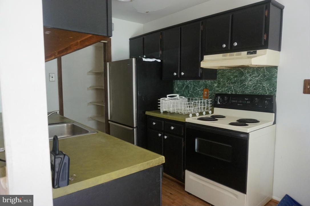 82 Ridgelawn Road, Unit A Reisterstown, MD 21136 - Photo 4 of 10 Kitchen