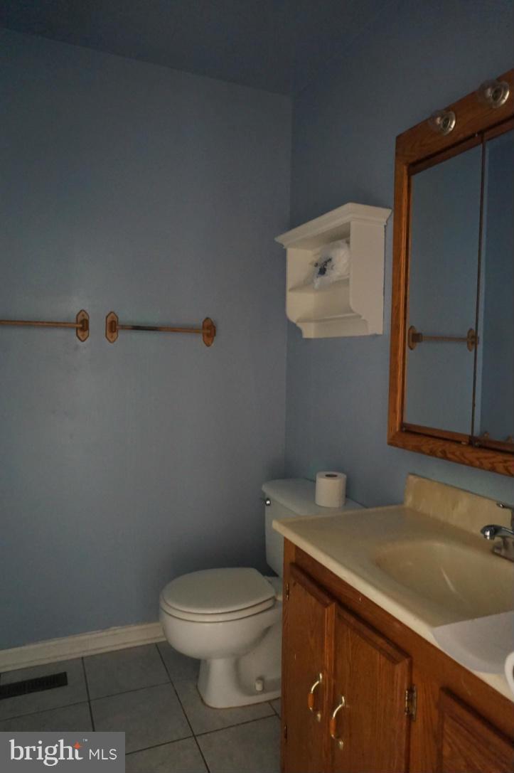 82 Ridgelawn Road, Unit A Reisterstown, MD 21136 - Photo 5 of 10 Bath (Master)
