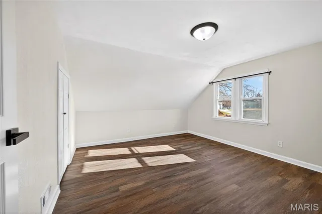 $2,295 | 3227 Regal Place, St. Louis, MO 63139