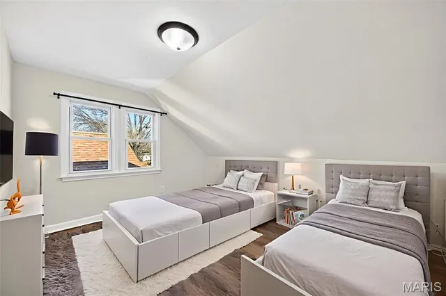 $2,295 | 3227 Regal Place, St. Louis, MO 63139