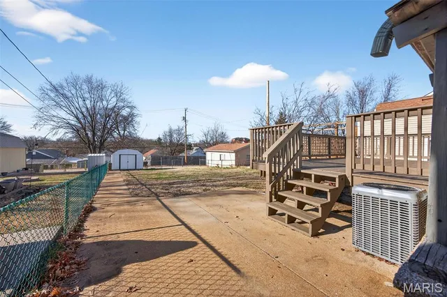 $2,295 | 3227 Regal Place, St. Louis, MO 63139