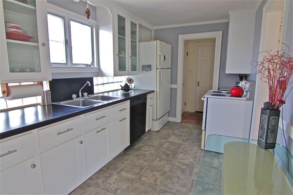 37 Statler Road Belmont, MA 02478 - Photo 6 of 12 Gallery Image 6