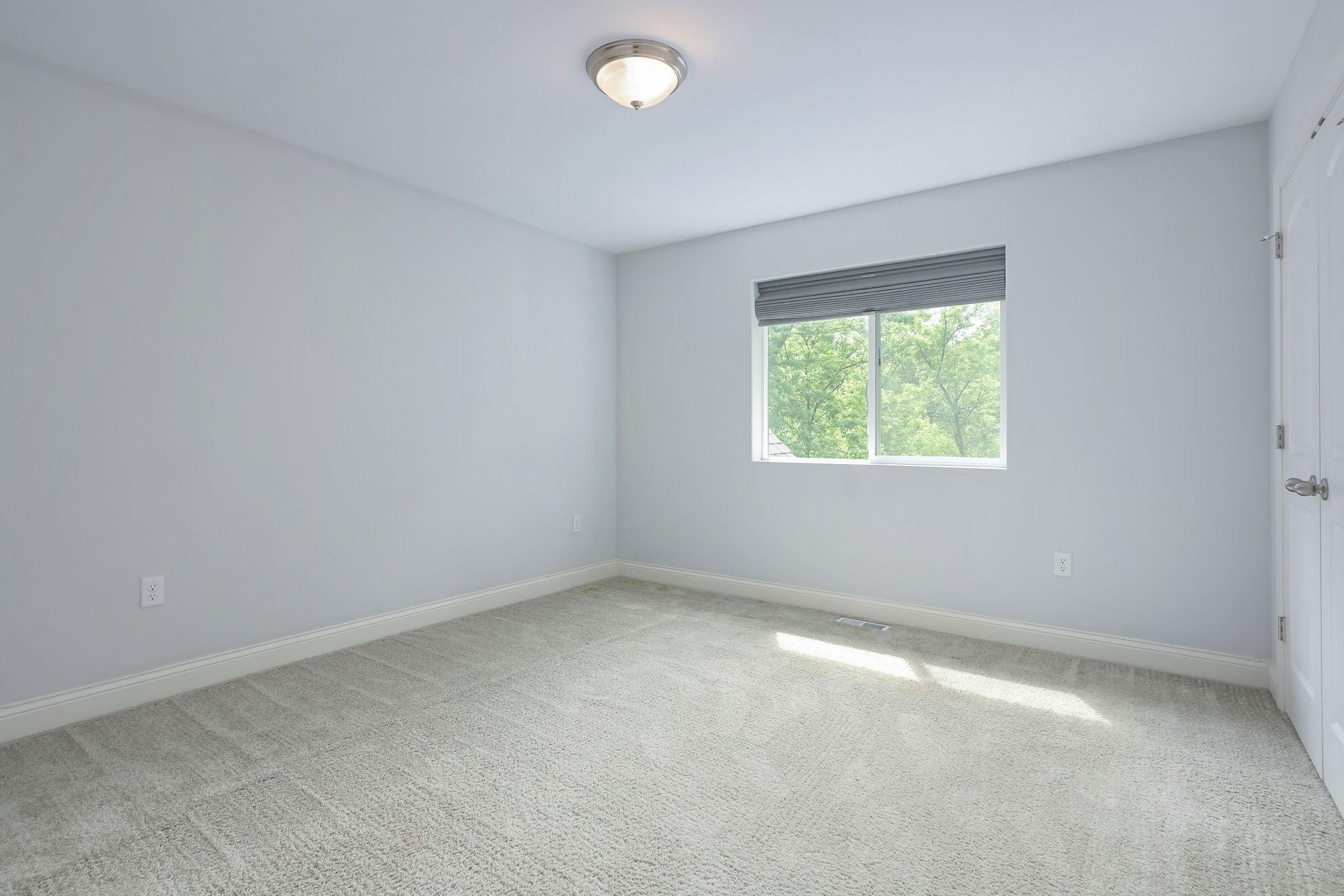 14714 Woodhaven Road Minnetonka, MN 55345 - Photo 36 of 54