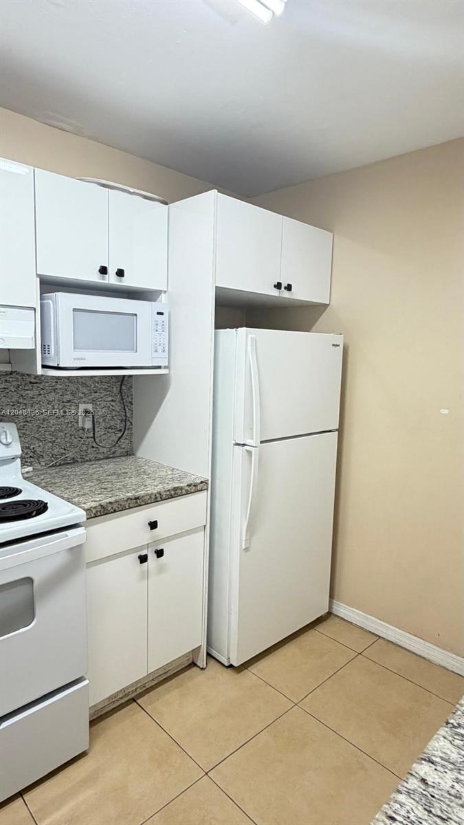 8540 Southwest 149th Avenue, Unit 817 Miami, FL 33193 - Photo 9 of 27