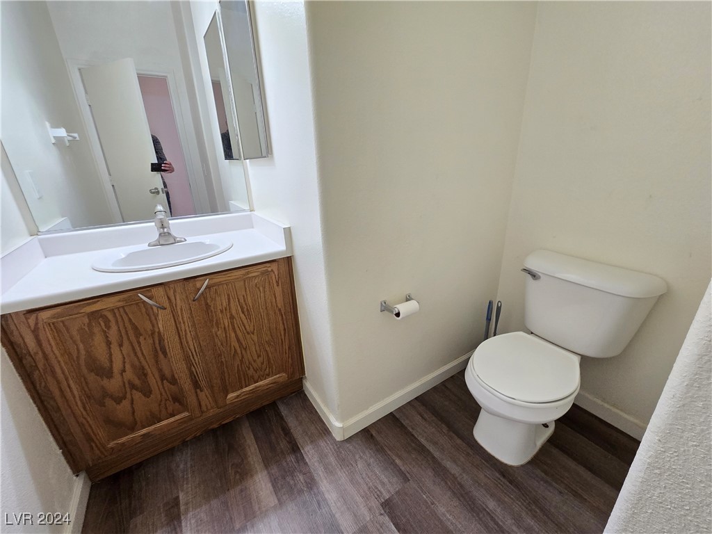 5971 Crumbling Ridge Street Henderson, NV 89011 - Photo 8 of 21
