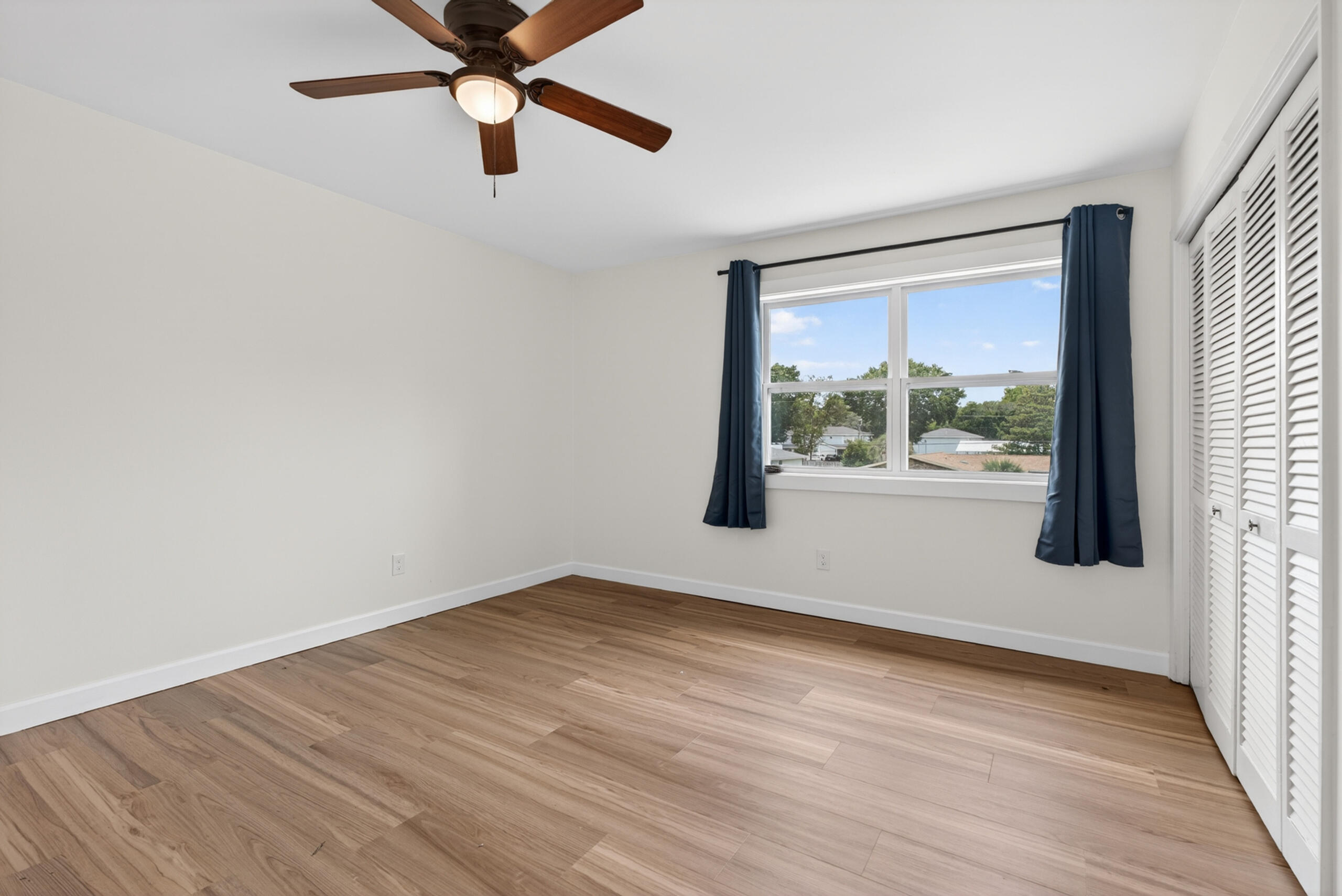 154 Country Club Road Shalimar, FL 32579 - Photo 33 of 39 037_152 Country Club-36