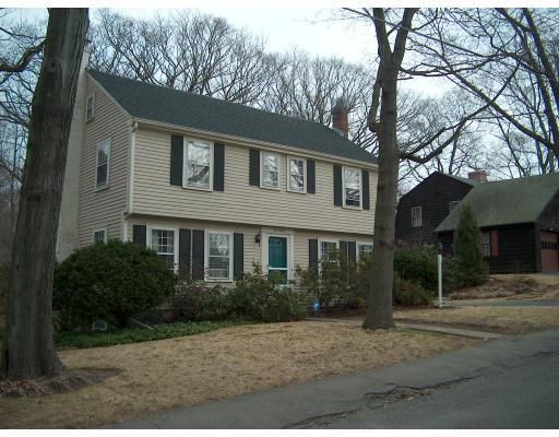 35 Lewis Road Swampscott, MA 01907 - Photo 2 of 9 Gallery Image 2