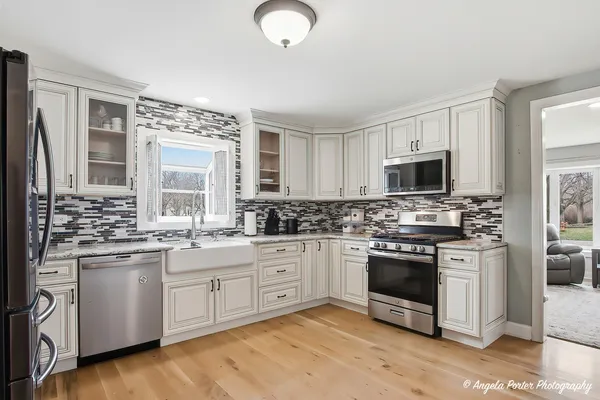 $385,000 | 201 Panama Avenue, Hampshire, IL 60140