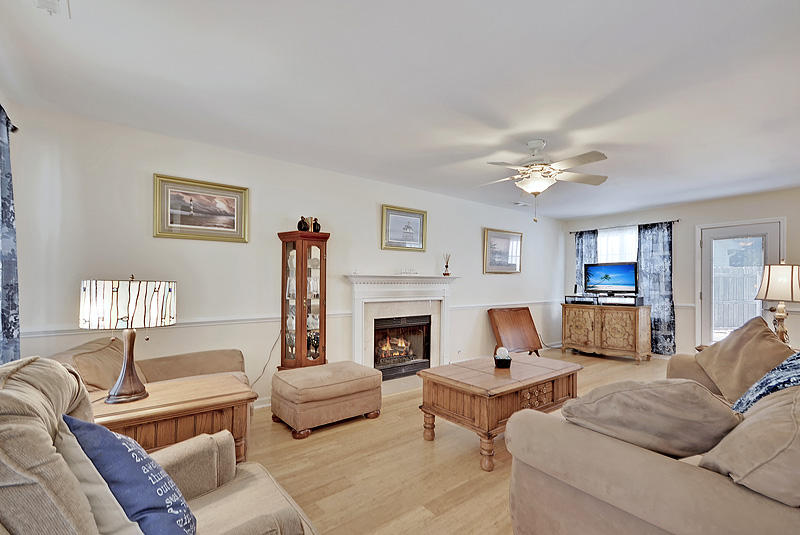304 Bertram Road Summerville, SC 29485 - Photo 8 of 33 DSC_0280_DSC_0285-copy