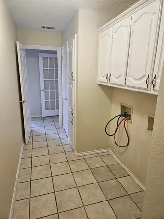 $2,295 | 500 Mustang Court, Lavon, TX 75166