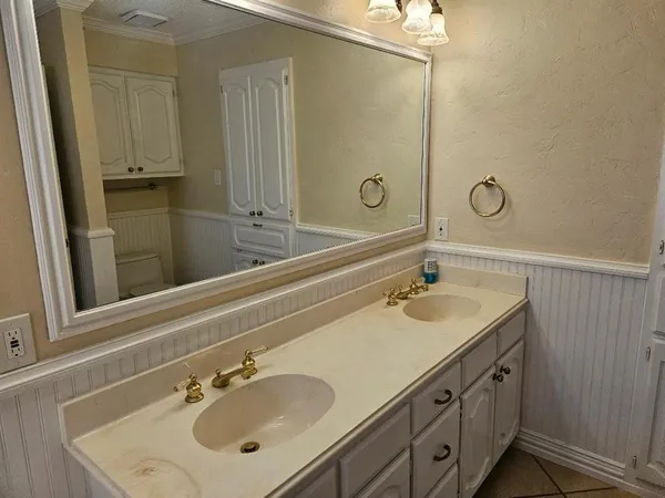 $2,295 | 500 Mustang Court, Lavon, TX 75166