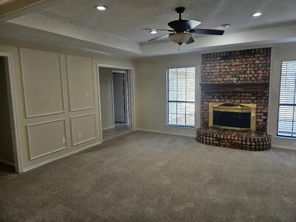 $2,295 | 500 Mustang Court, Lavon, TX 75166