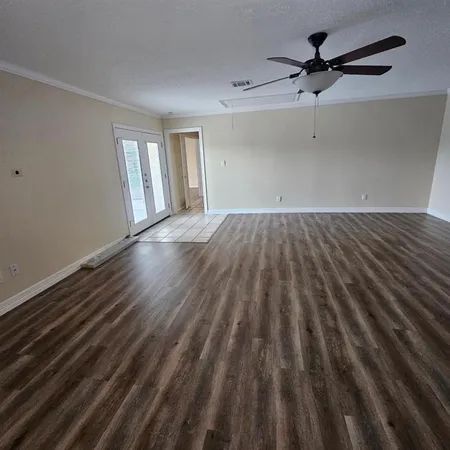 $2,275 | 500 Mustang Court, Lavon, TX 75166